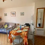 Spacieux T3, 6 Pers. Avec Terrasse Et Parking Entre Et Port - Fr-1-798-16 * Leucate