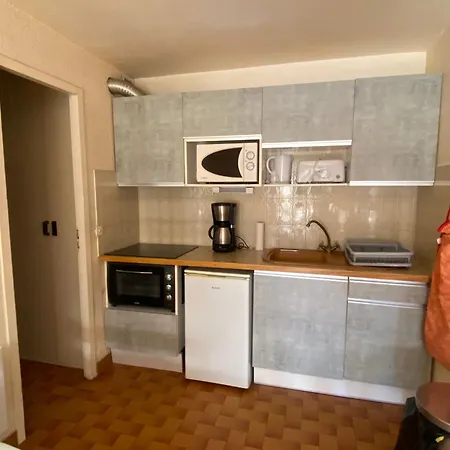 Spacieux T3, 6 Pers. Avec Terrasse Et Parking Entre Et Port - Fr-1-798-16 Leucate